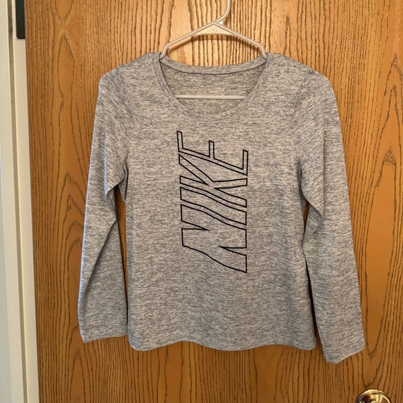 Nike Heather Gray  Dri- fit Performance Top - Picture 2 of 4